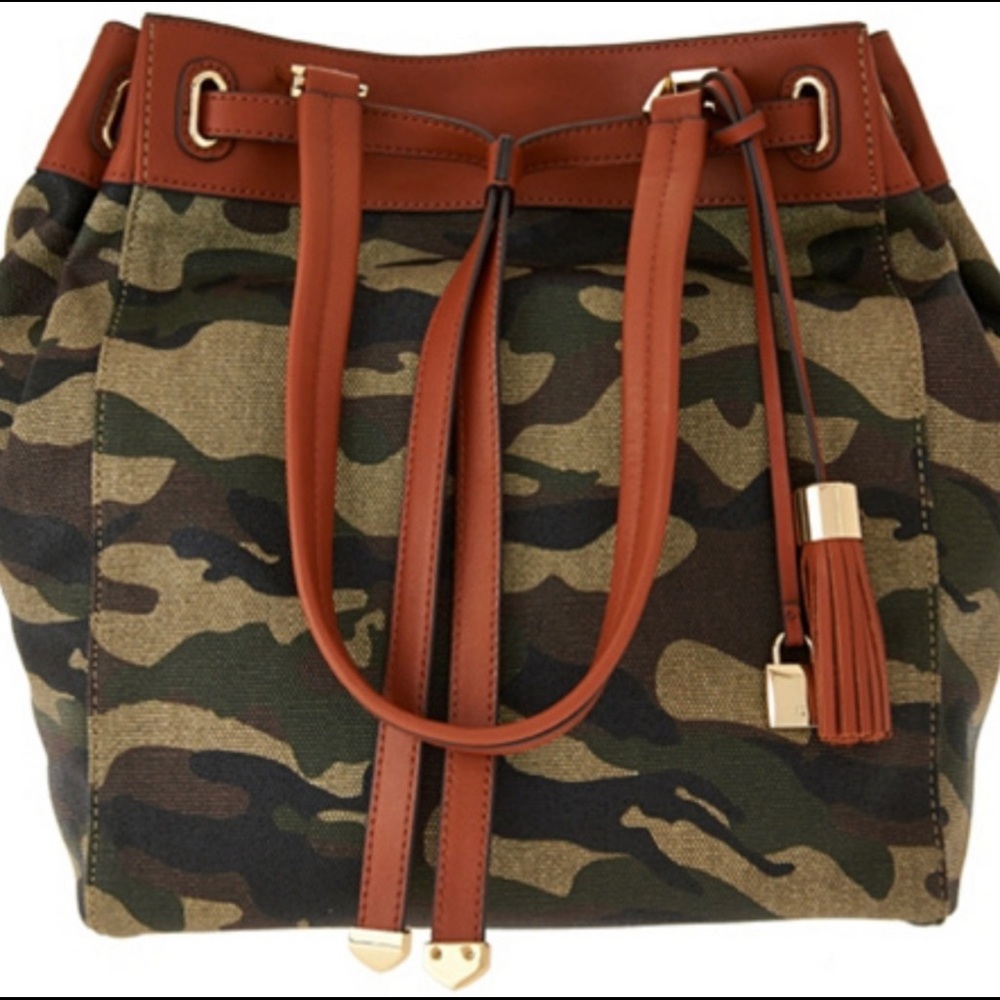 GILI camo tote bag | with dust bag
